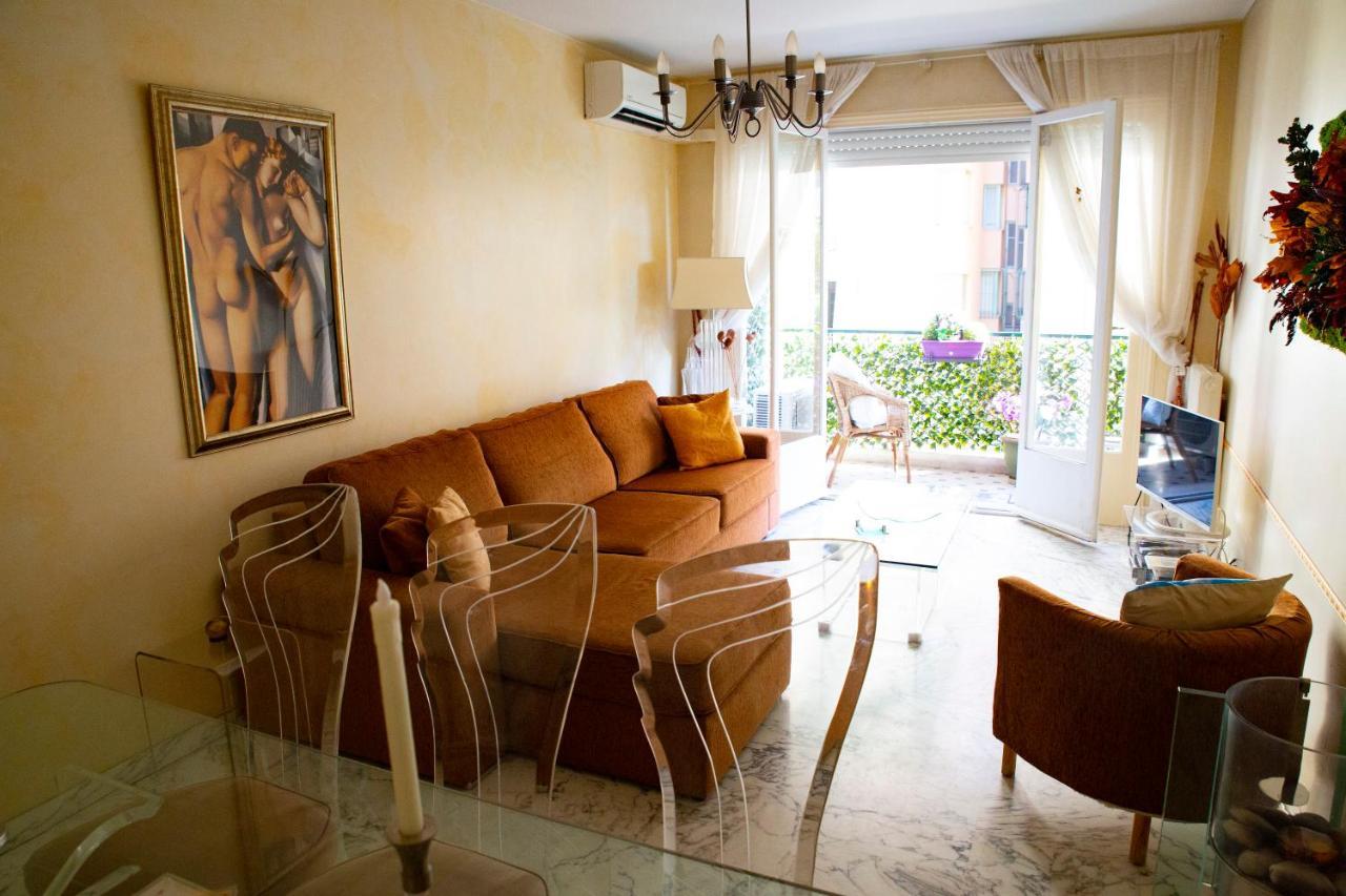 Chill Out Apartment, 2 Mins From Beach Nisa Exterior foto