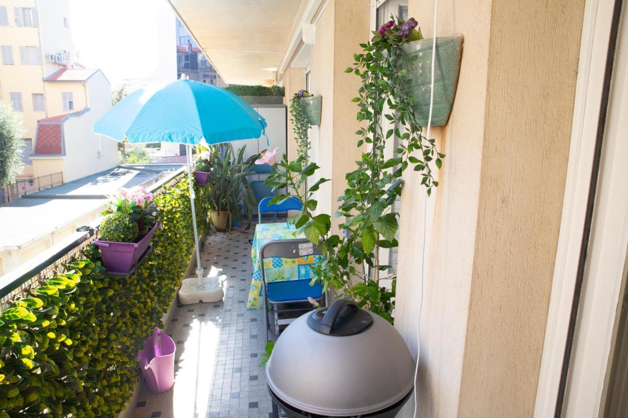 Chill Out Apartment, 2 Mins From Beach Nisa Exterior foto
