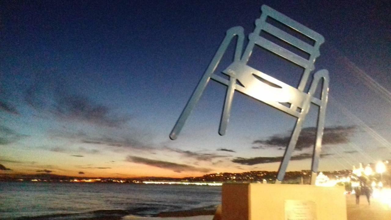Chill Out Apartment, 2 Mins From Beach Nisa Exterior foto